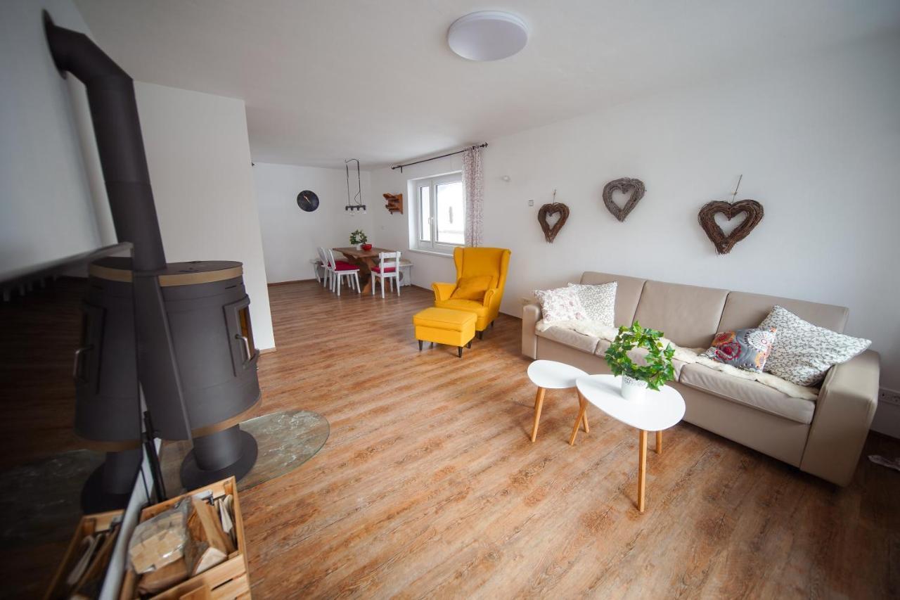 Apartamento Cozy Nest In The Heart Of Kranjska Gora Exterior foto