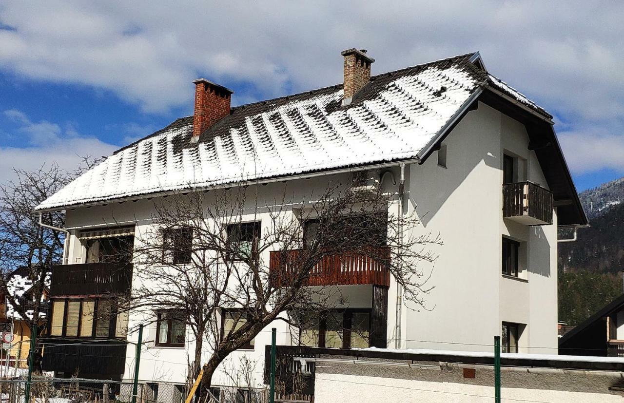 Apartamento Cozy Nest In The Heart Of Kranjska Gora Exterior foto
